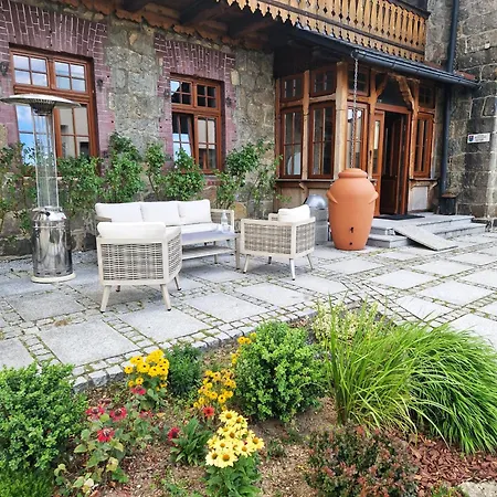 Zamek Ksieza Gora Apart Otel