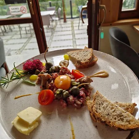 Zamek Ksieza Gora Apartmanhotel 4*