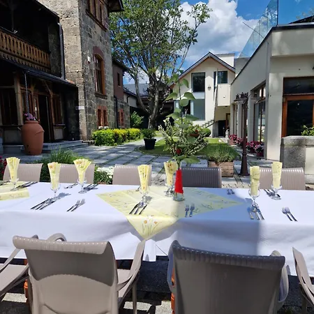 Zamek Ksieza Gora Apartmanhotel 4*