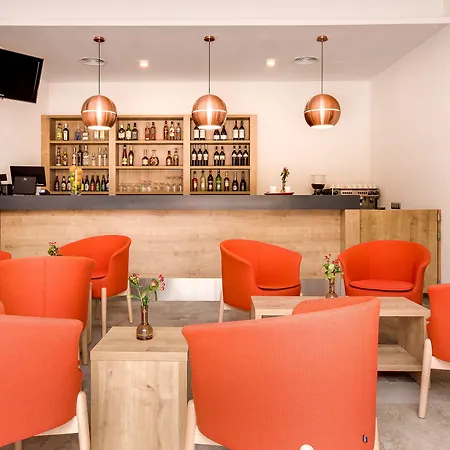 Zamek Ksieza Gora 公寓式酒店 3*