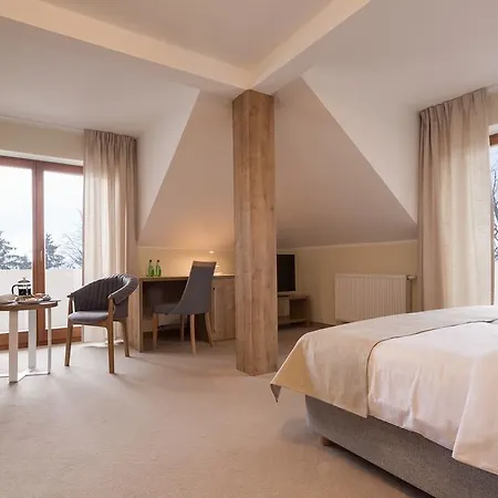 Zamek Księża Góra Hotel apartamentowy Karpacz