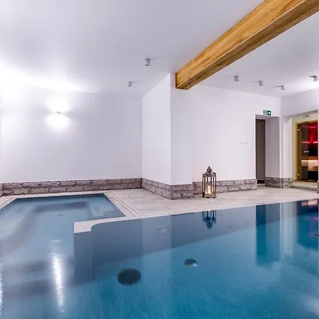 Aparthotel Zamek Ksieza Gora