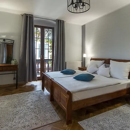 Apartmanhotel Zamek Ksieza Gora 4*